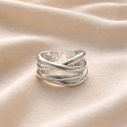 Ayah Intertwine Ring