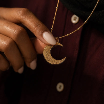 Crescent Necklace | Ayatul Kursi